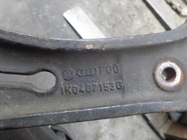 TRIANGLE+SUPPORT ALU AVANT DROIT VW/AUDI/SEAT/SKODA - Vue 3